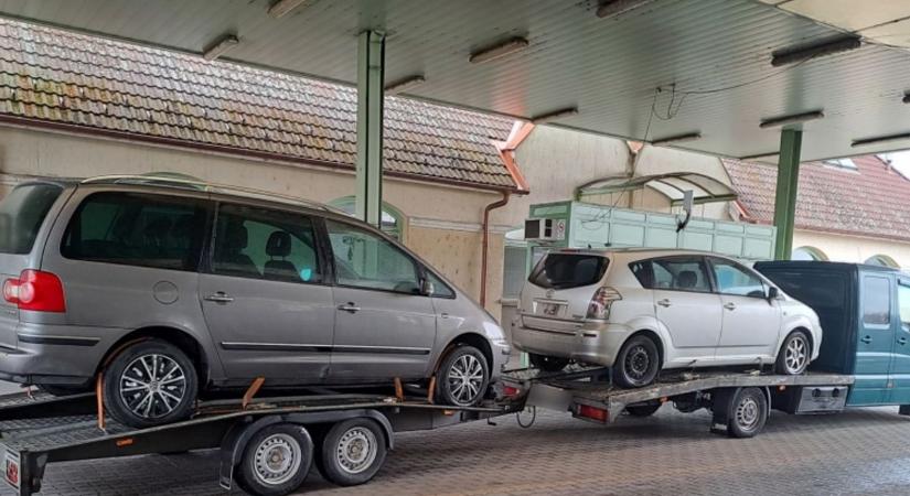 Túlsúlyos járműszerelvény a csengersimai határátkelőhelyen