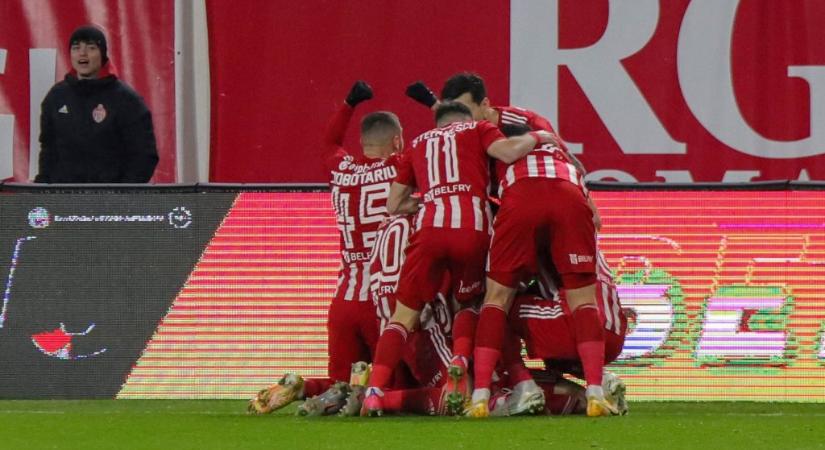 A magyarellenes rigmusok miatt lefújt meccs pótlásán 4-0-ra nyert Sepsi