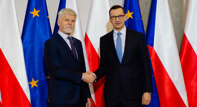 A lengyel elnök reménykedik a V4 megújításában