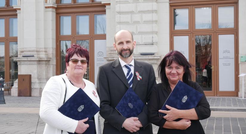 Miniszteri elismerő oklevelet kapott három, Heves vármegyei kormányhivatali dolgozó