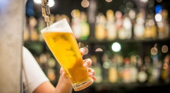 Állami százmilliókból fejleszt alkoholmentes söröket egy magyar sörfőzde