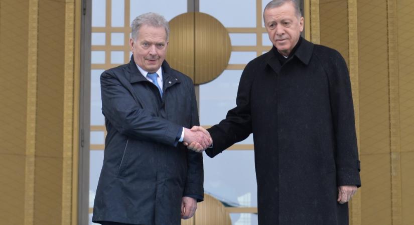 Ankara hozzájárul Finnország NATO-csatlakozásához