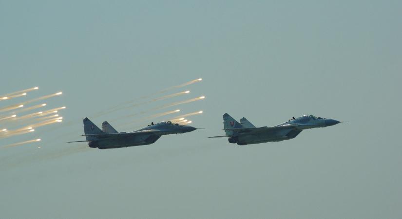 Szlovákia vadászgépeket ad át Ukrajnának