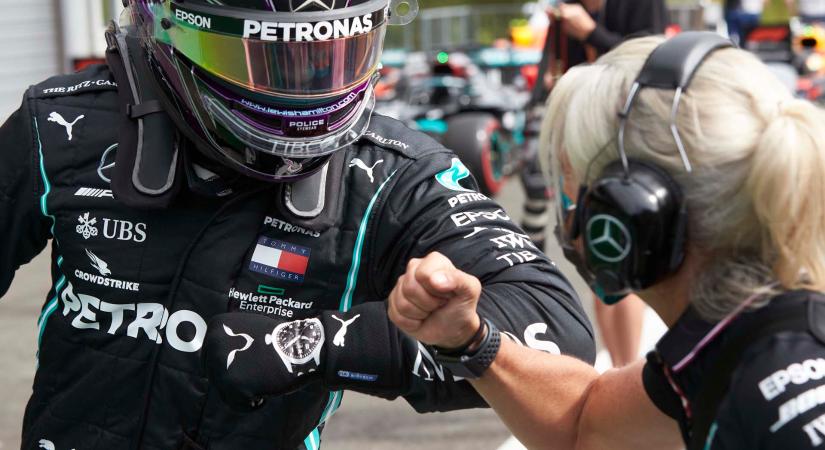 Kiderült, miért távozik a Mercedestől Hamilton jobbkeze