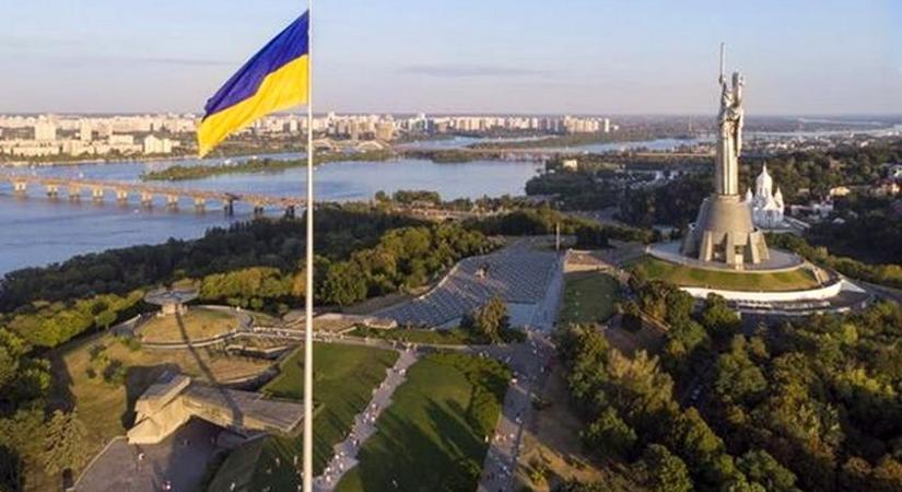 Enyhítenek a kijárási tilalmon Kijevben