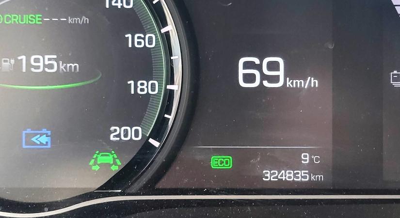 Milyen egy Hyundai Ioniq 325 ezer kilométer után?