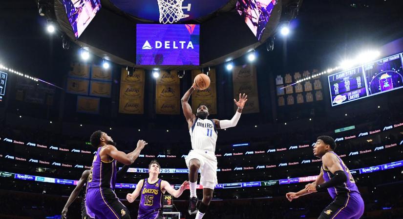 NBA: utolsó másodperces triplával nyert a Dallas