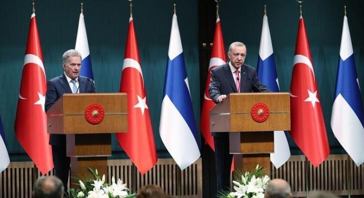 Ankara hozzájárul Finnország felvételéhez a NATO-ba