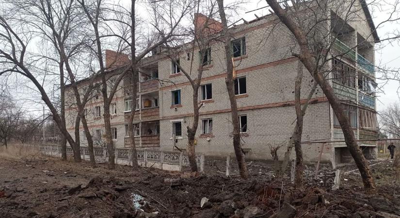 Bombatalálat érte az ukrán New Yorkot
