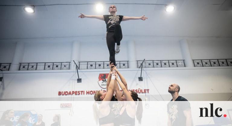 Egy kis teremből indultak, már a világbajnokságra készülnek – a cheerleading Magyarországon