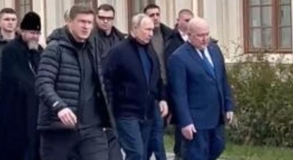 Putyin megjelent a Krímben