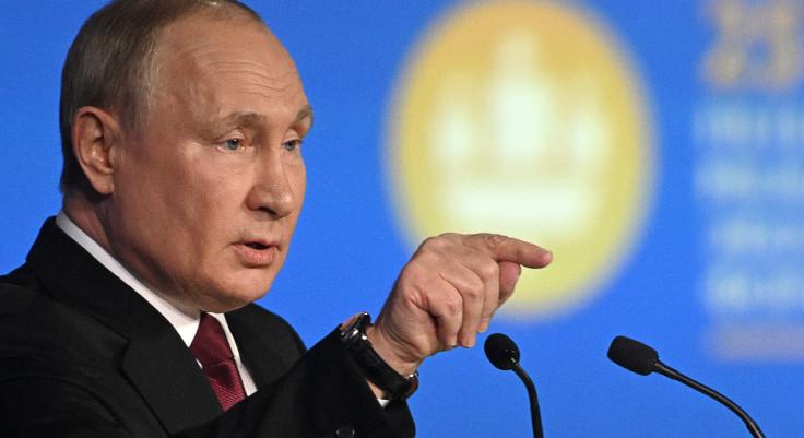 Putyin a Krímbe utazott az elcsatolás kilencedik évfordulóján