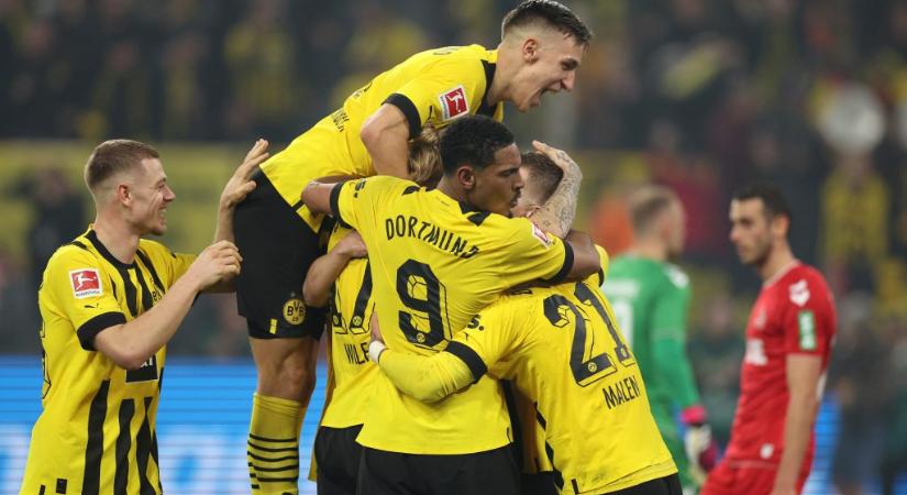 Hat gólt lőtt a Dortmund és a Bundesliga élére állt