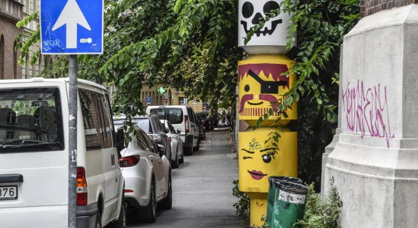 Hétfőtől tízezer forinttal büntetik a lakossági engedély nélkül parkolókat a IX. kerületben
