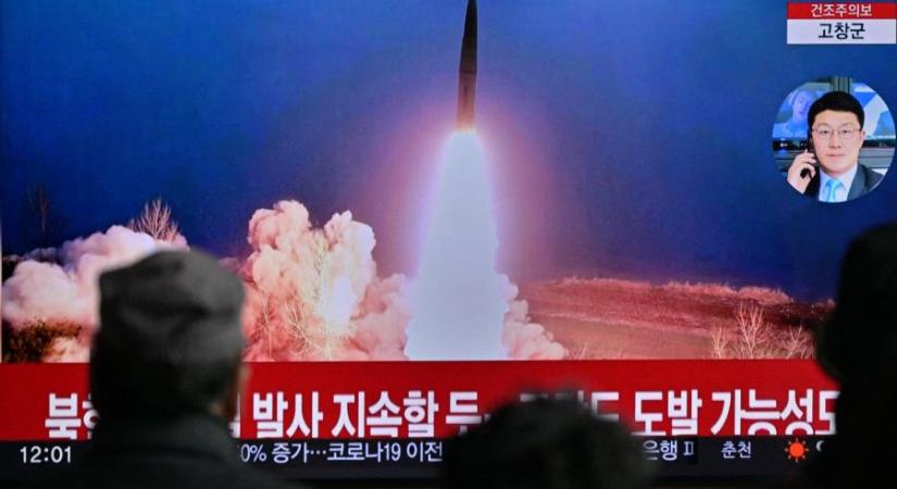 A változatosság kedvéért újabb ballisztikus rakétát lőtt fel Észak-Korea