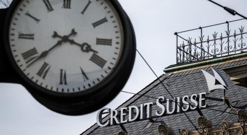A svájci UBS felajánlotta, hogy megvásárolja a bajba jutott Credit Suisse-t