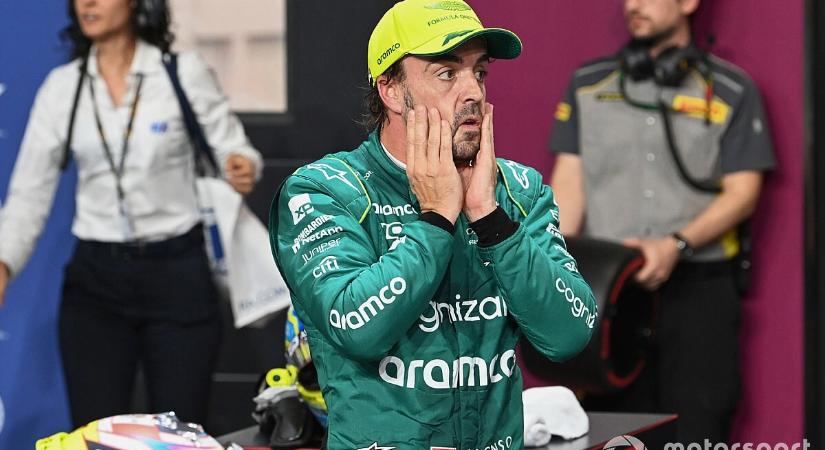 HIVATALOS: Alonso 10 másodperces büntetést kapott, bukta a 3. helyet!