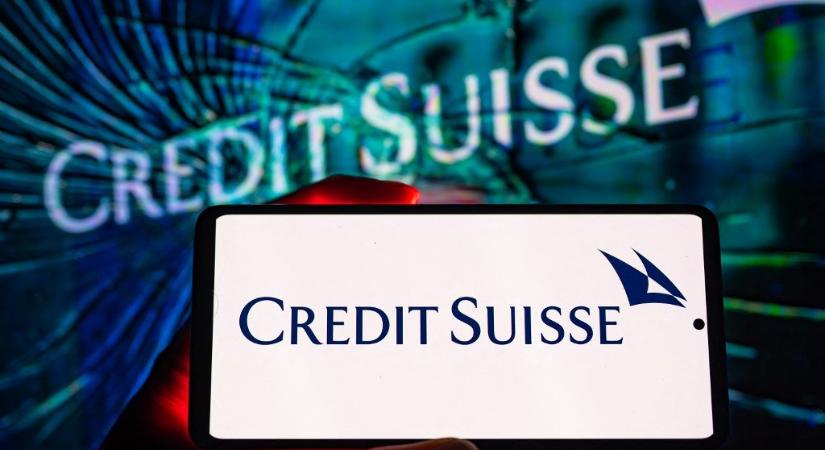 Legnagyobb riválisa vásárolja fel a csődközelbe került svájci bankot
