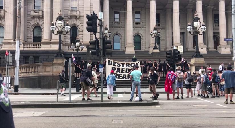Neonácik támadtak a transzgender-ellentüntetőkre ausztráliában