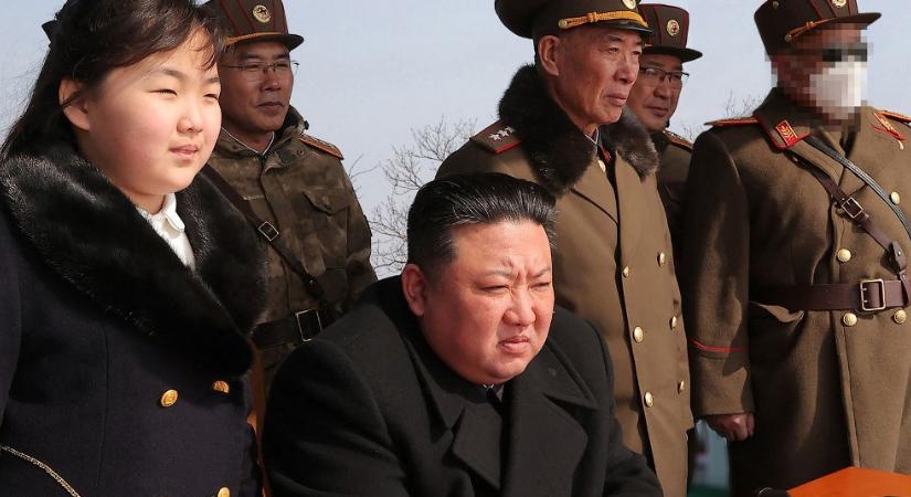 „Azonnali, mindent elsöprő nukleáris ellentámadásra” készül Észak-Korea