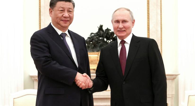 Putyin a Kremlben üdvözölte Hszi Csin-ping kínai elnököt