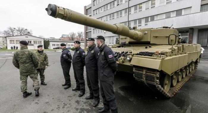 Már tesztelik az első szlovák Leopard 2A4 harckocsit az Erdőháton