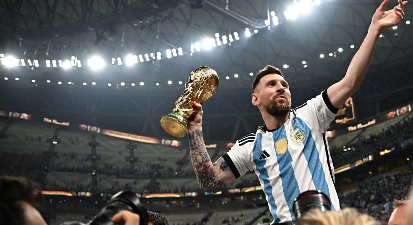 Lionel Messi hazatért Argentínába a családjával