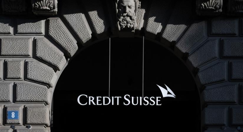 Az állásukat féltik a Credit Suisse dolgozói, miután a svájci bank kényszerházasságra lépett a UBS-el