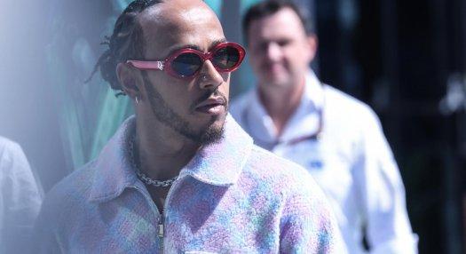 Hamilton rajongói tudni vélik, a brit miért "szakított" legfőbb bizalmasával