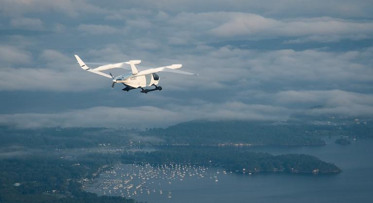 Jön a világ első hagyományos felépítésű elektromos repülőgépe