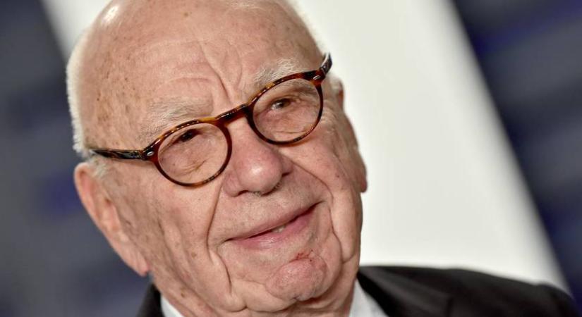 A 92 éves milliárdos üzletember menyasszonya bikinit húzott: a 66 éves Ann Rupert Murdoch-kal strandolt