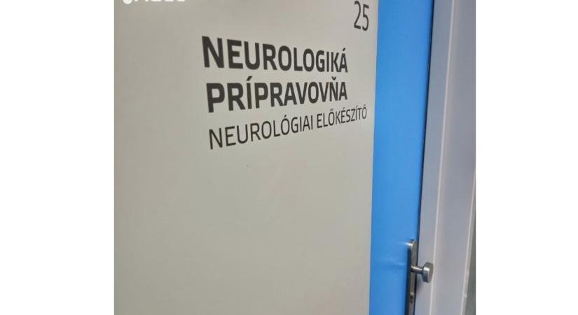 Kétnyelvű feliratok a lévai kórházban