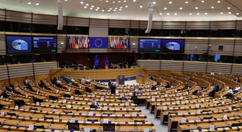 Az Európai Parlament is csatlakozik a magyar gyermekvédelmi törvény ellen benyújtott keresethez