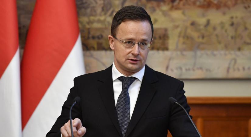 Szijjártó: Semmilyen körülmények között nem adjuk fel a kárpátaljai magyarok védelmét