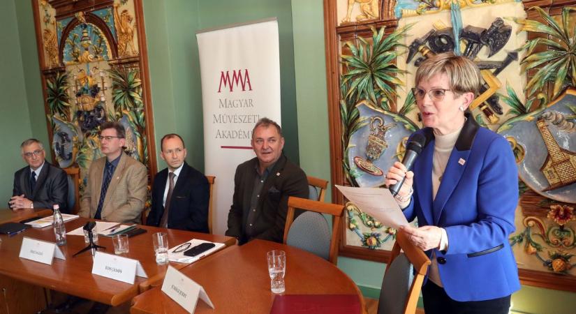 Határon belül és határon túl is szeretné erősíteni jelenlétét a Magyar Tudományos Akadémia