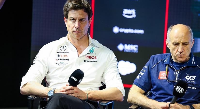 Minden rendben a Mercedes és Hamilton között, "még ha nem is úgy tűnik"