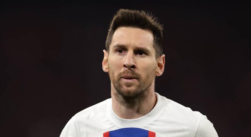 Ötvenmillió forintért kelt egy Lionel Messit ábrázoló focimatrica