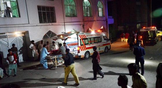 Erős földrengés rázta meg Pakisztánt és Afganisztánt, sok a sérült, többen meghaltak