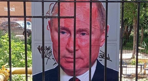 Végzetes csapás lehet Putyinnak az ellene kiadott elfogatóparancs