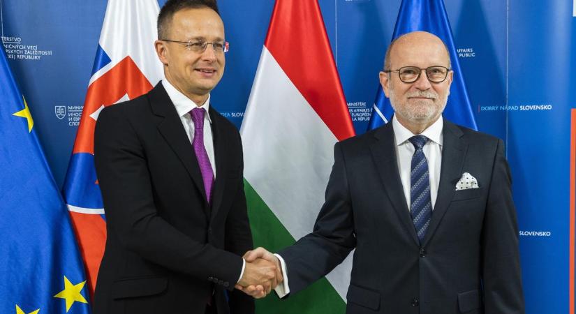 A szlovák külügyminiszter megint megszólalt a magyarokról - Szerinte hazájában érzékenyek "a folyamatos siránkozásra Trianon történelmi igazságtalansága felett"