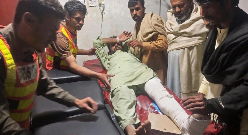 Erős földrengés volt Afganisztánban, 12 ember meghalt