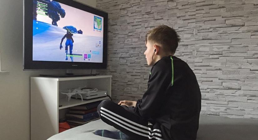 Minden negyedik óvodás este tízkor még a tévét nézi