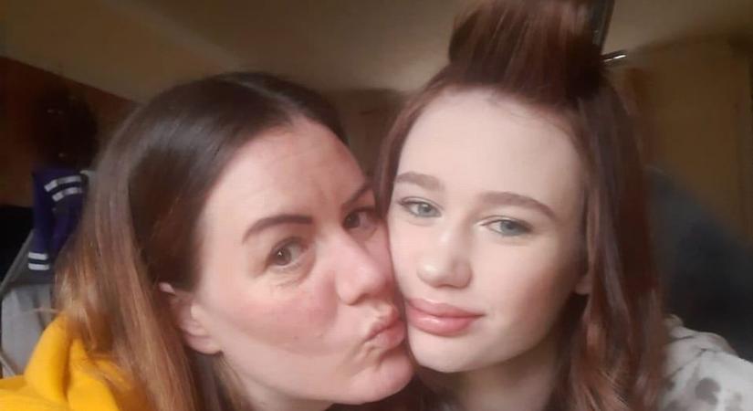 "Anyu mindig fogni fogja a kezed" - összetört a veszteségtől a halálra gázolt 15 éves lány családja