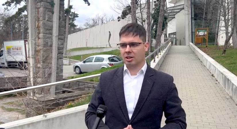 A helyi Fidesz szerint az önkormányzat megtette az első lépést a pécsi állatkert kiárusítása felé