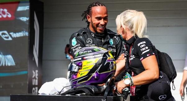 Rosberg: Hamilton többet veszített egy alkalmazottnál