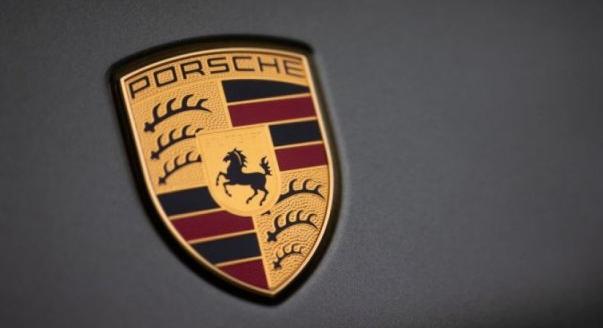 Nem jön a Porsche az F1-be, Perez bajnok lenne (vagy mégsem?) – szerdai hírek