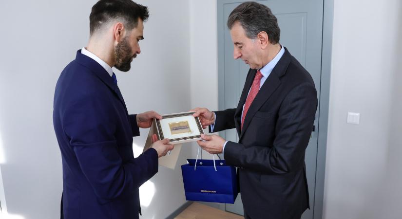 Alpolgármester fogadta Debrecenben az iraki nagykövetet
