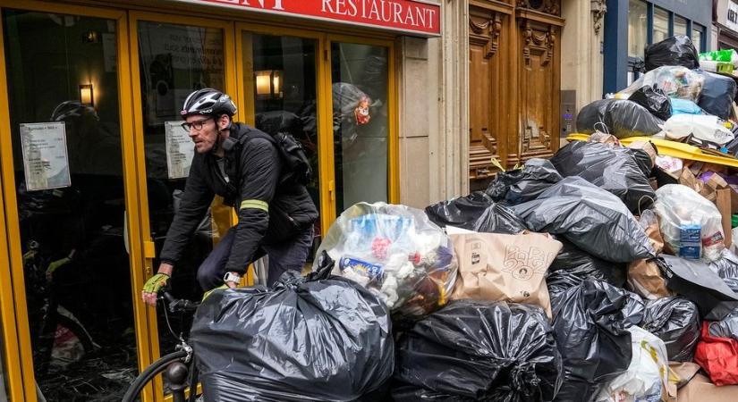 Micsoda szégyen: már patkányinváziótól retteg a mocsokban fetrengő Párizs