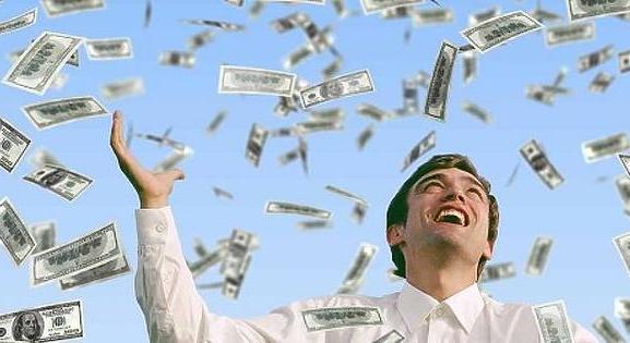 Az éjszaka Orbán Viktorék megmozgattak több mint 40 milliárd forintot