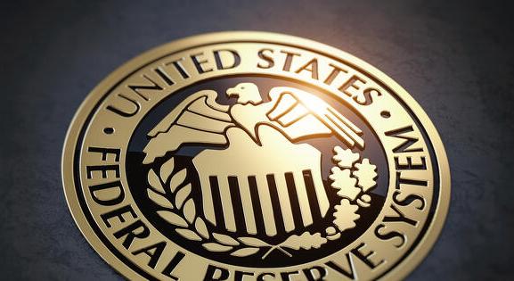 Az amerikai jegybank kamatot emelt, csökkent a dollár árfolyama